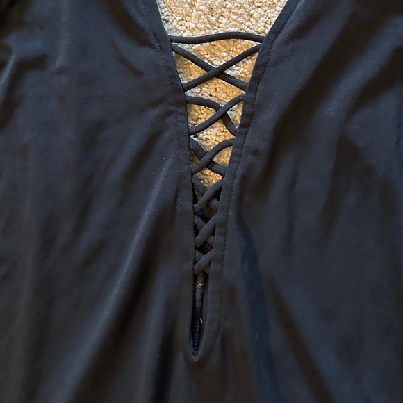 MWT BCBGeneration Deep-V Crisscross Front Bodysuit Black, Size Med. - Picture 4 of 6